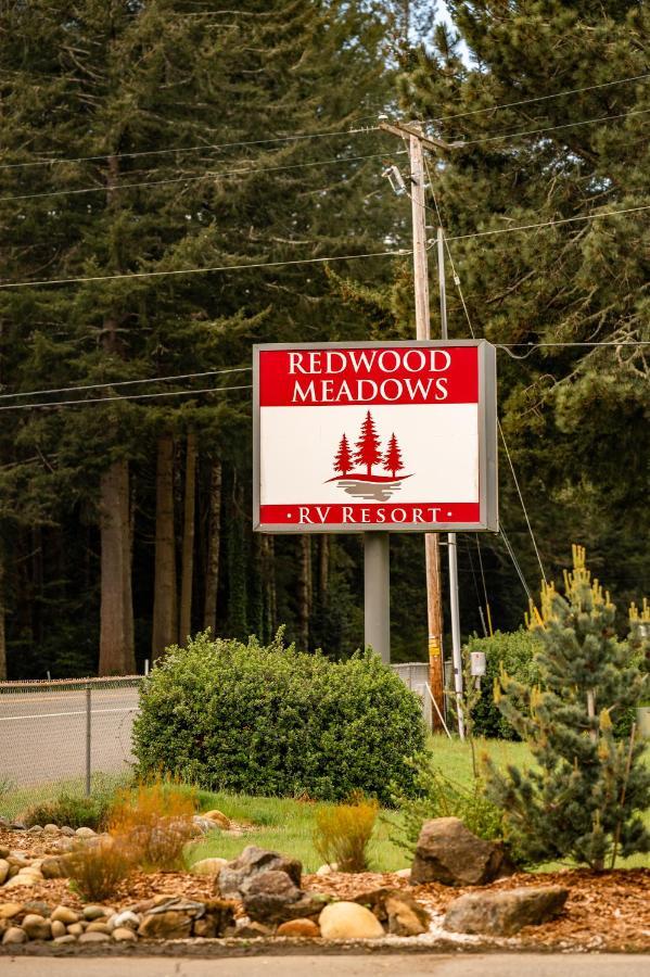 Redwood Meadows Rv Resort Кресент-Сити Экстерьер фото