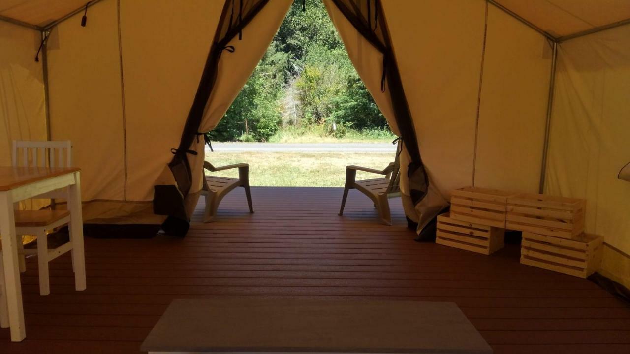 Redwood Meadows Rv Resort Кресент-Сити Экстерьер фото